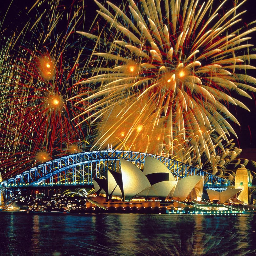 yacht hire sydney harbour new years eve